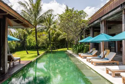 Villa-Ambalama-Pool-Area-1