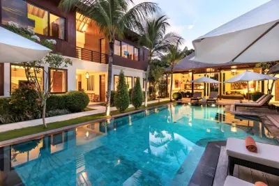 Pool-Tangram-Luxury-Villas-For-Big-Group-Seminyak-Bali-6