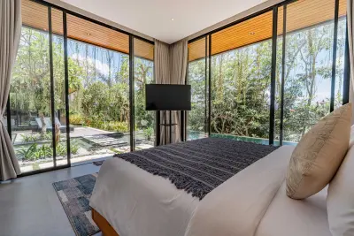 Bedroom-Luxury-Private-Villa-Merica-Ubud-2
