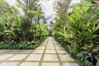 Exterior-Luxury-Private-Villa-Merica-Ubud-7