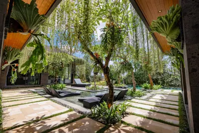 Swimming-Pool-Luxury-Private-Villa-Merica-Ubud-5