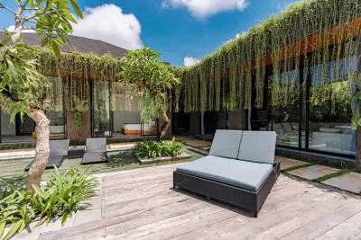 Exterior-Luxury-Private-Villa-Merica-Ubud-3