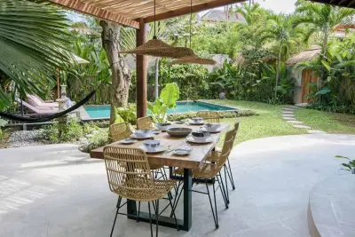 Mana-Batu-Bolong-Villa-14