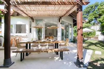 Mana-Batu-Bolong-Villa-15