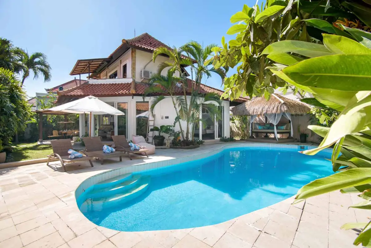 Ron-Ron-atu-Bolong-villa-2