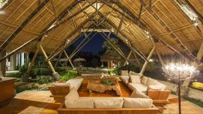 villa-omahpadi-livingroom-4