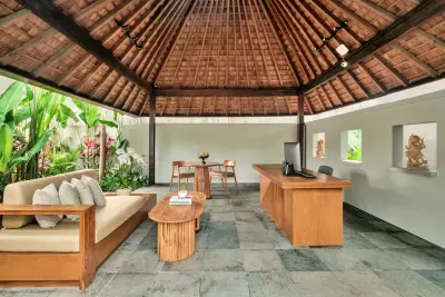 Mayaloka-Luxury-Villas-Ubud-Outside-Areas-6