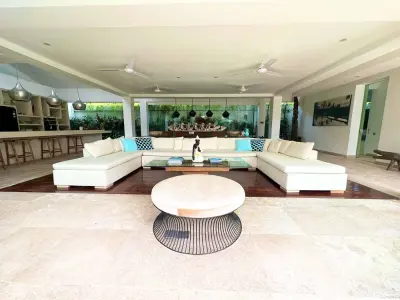 Living-room-Luxury-4bed-Villa-3
