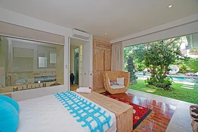 FAMILY-LUXURY-VILLA-BERAWA-CANGGU-BALI-BEDROOM-4-2-1