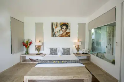 LUXURY-BALI-VILLA-BERAWA-BEDROOM-2-3