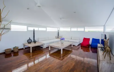 LUXURY-VILLA-BERAWA-CANGGU-BALI-ENTERTAINMENT-ROOM-3