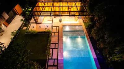 Pool-House-of-Light-Luxury-Villa-9