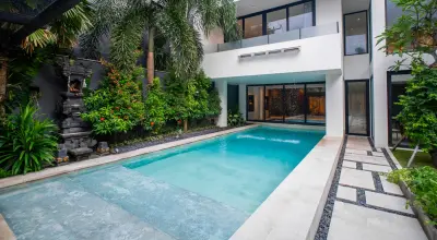 Pool-House-of-Light-Luxury-Villa-1