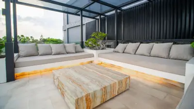 Rooftop-House-of-Light-Luxury-Villa-3