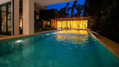 Pool-House-of-Light-Luxury-Villa-6
