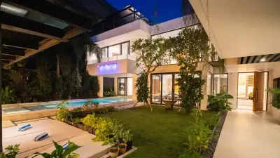 Garden-House-of-Light-Luxury-Villa-4