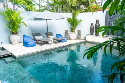 Pool-Villa-Karang