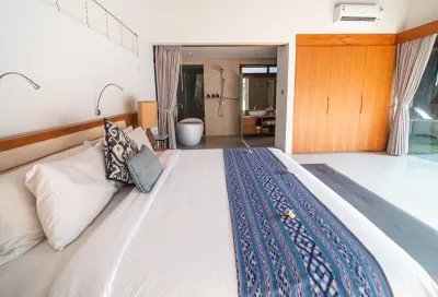 Marton-Luxury-Family-Villa-Berawa-Canggu-Bedrooms-9-4