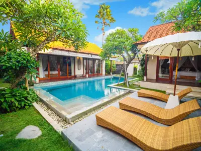 POOL-AREA-TAMANTIS-FAMIL-VILLA-CANGGU-BERAWA-4-4