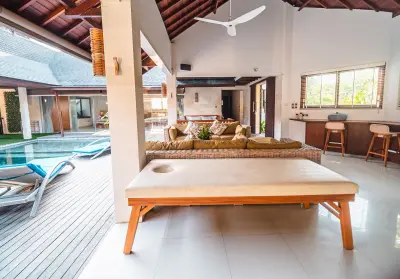 Marton-Luxury-Family-Villa-Berawa-Canggu-Outside-Area-4-2