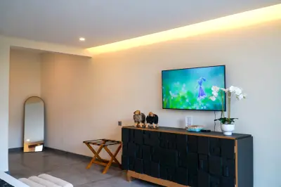 Master-Room-Lotus-5