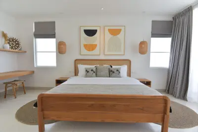 Villa-Cruz-Luxury-Modern-4bed-Villa-Berawa-Canggu-Bali-12