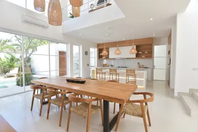Villa-Cruz-Luxury-Modern-4bed-Villa-Berawa-Canggu-Bali-21