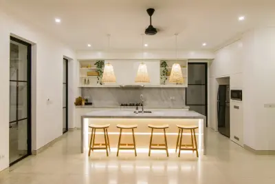 Modern-4bed-villa-Under-The-Sun-Berawa-Canggu-Bali-21