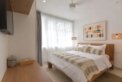 Villa-Cruz-Luxury-Modern-4bed-Villa-Berawa-Canggu-Bali-14