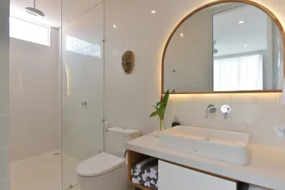 Villa-Cruz-Luxury-Modern-4bed-Villa-Berawa-Canggu-Bali-6