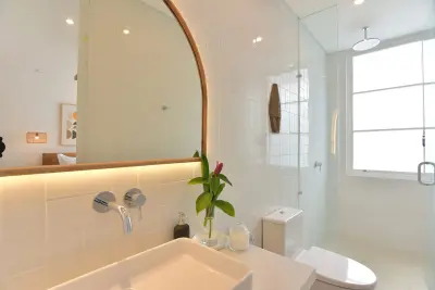 Villa-Cruz-Luxury-Modern-4bed-Villa-Berawa-Canggu-Bali-7
