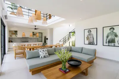 Modern-4bed-villa-Under-The-Sun-Berawa-Canggu-Bali-10