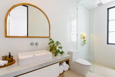 Modern-4bed-villa-Under-The-Sun-Berawa-Canggu-Bali-9