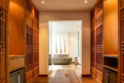 Bathroom-Luxury-Villa-Seminyak-4