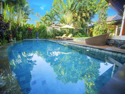 Pool-Area-Family-3Bd-Villa-Berawa-Canggu-7