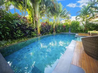 Pool-Area-Family-3Bd-Villa-Berawa-Canggu-8