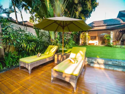 Garden-Sun-Loungers-Keluarga-3Bd-Family-3