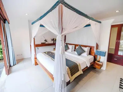 BEDROOMS-AMORE-4BED-LUXURY-FAMILY-VILLA-3