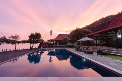 Pool-Joglo-By-The-Beach-Pemuteran-Private-Villa-15