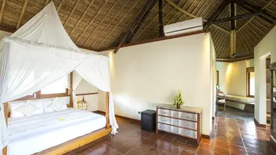 villa-omahpadi-bedroom1-1