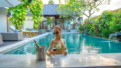 Lotus-5bed-Luxury-Bali-Villa-For-Families-and-Groups-53-1