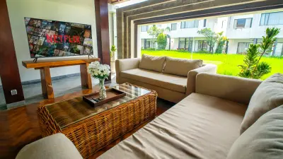 Lotus-5bed-Luxury-Bali-Villa-For-Families-and-Groups-9-1