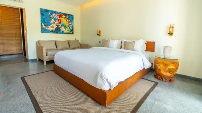 Lotus-5bed-Luxury-Bali-Villa-For-Families-and-Groups-15-1