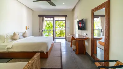 Lotus-5bed-Luxury-Bali-Villa-For-Families-and-Groups-28-1
