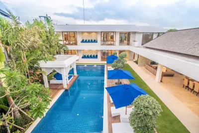 Freedom-5-bedroom-Luxury-Accommodation-Seminyak-Bali-for-families-and-groups-14