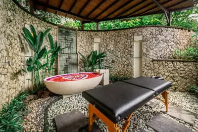 Forever-Santai-Luxury-6bed-villa-accommodation-Uluwatu-for-large-groups-and-families-12