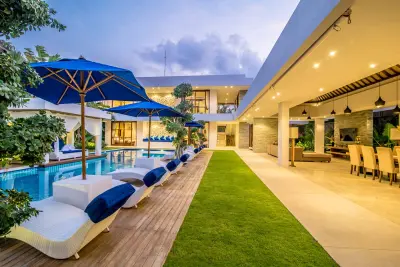 Freedom-5-bedroom-Luxury-Accommodation-Seminyak-Bali-for-families-and-groups-4