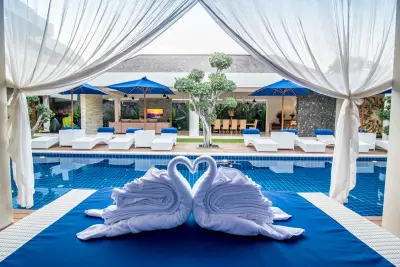 Freedom-5-bedroom-Luxury-Accommodation-Seminyak-Bali-for-families-and-groups-22