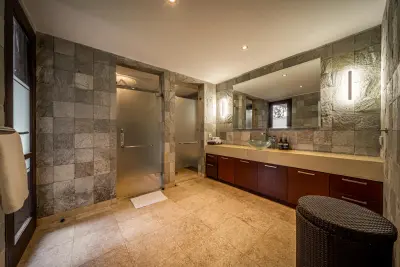 Forever-Pandawa-Luxury-6bed-Villa-Uluwatu-for-large-groups-39