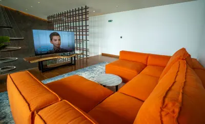 2ND-FLOOR-LOUNGE-1